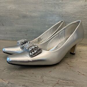 Valenti Franco‎ Silver Faux Rhinestone Bow 3” Pump Heels Size 12 Good Condition